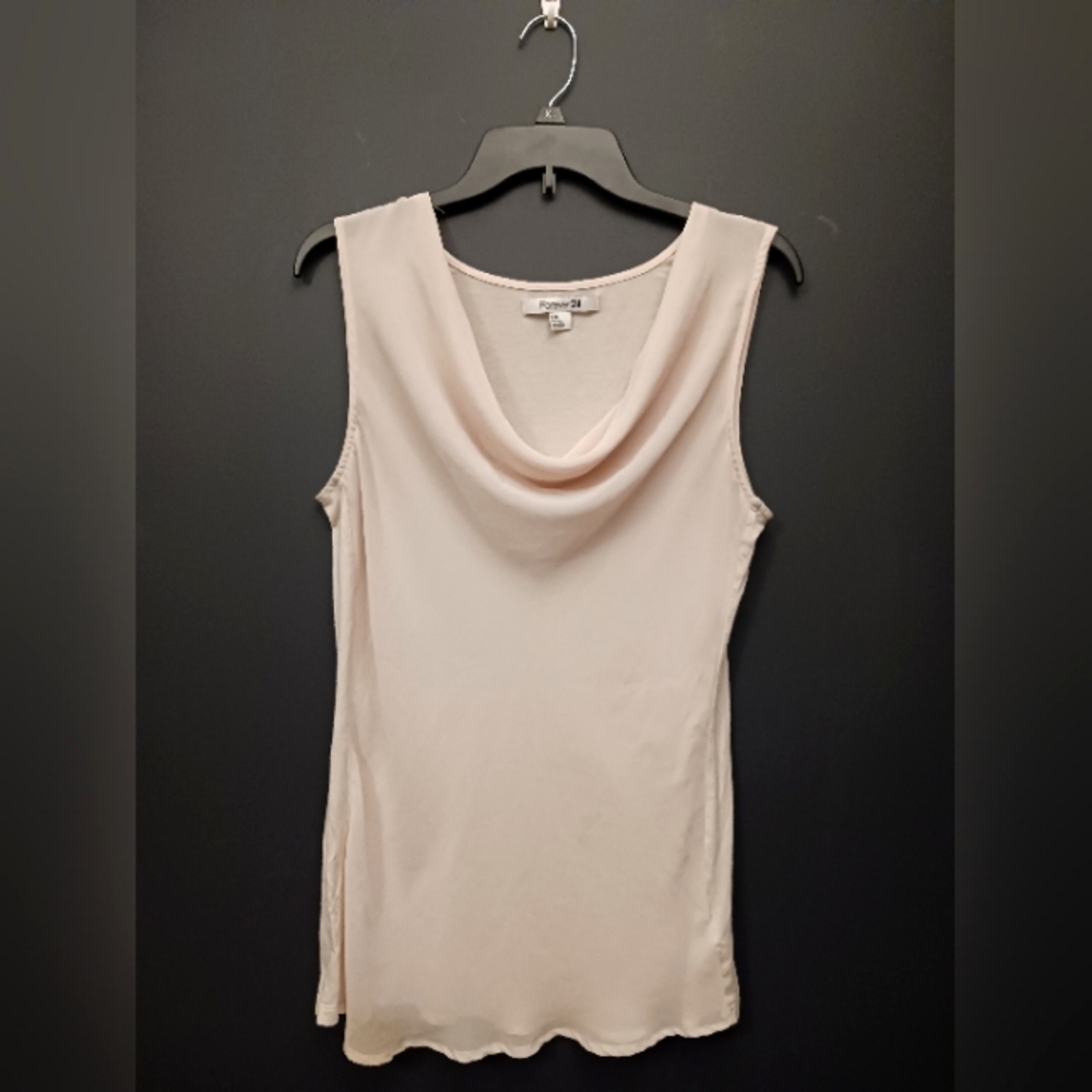 Forever 21 Large womens creme top